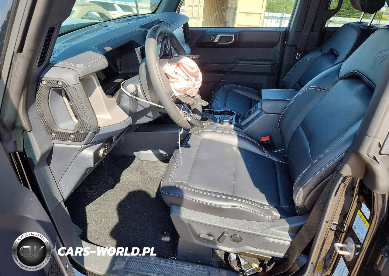 2026 Ford Bronco Outer Banks VIN:1FMDE8BH1TLB08694 - 7
