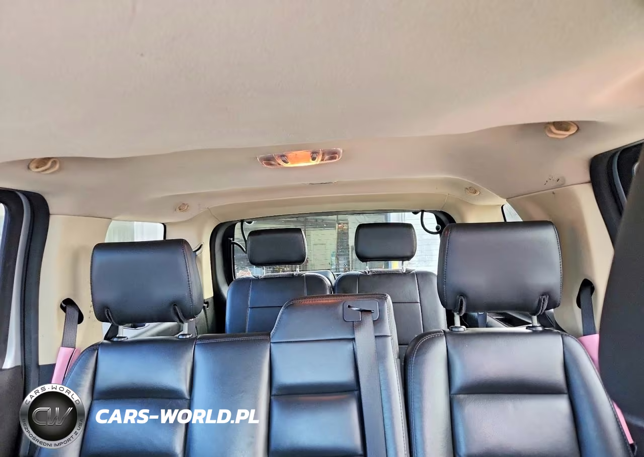 2010 Ford Explorer Xlt VIN:1FMEU6DE9AUA69021 - 10