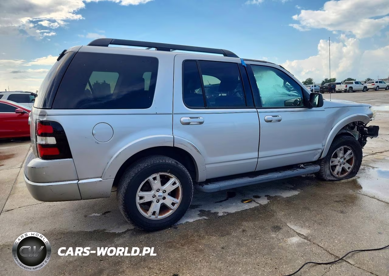 2010 Ford Explorer Xlt VIN:1FMEU6DE9AUA69021 - 3