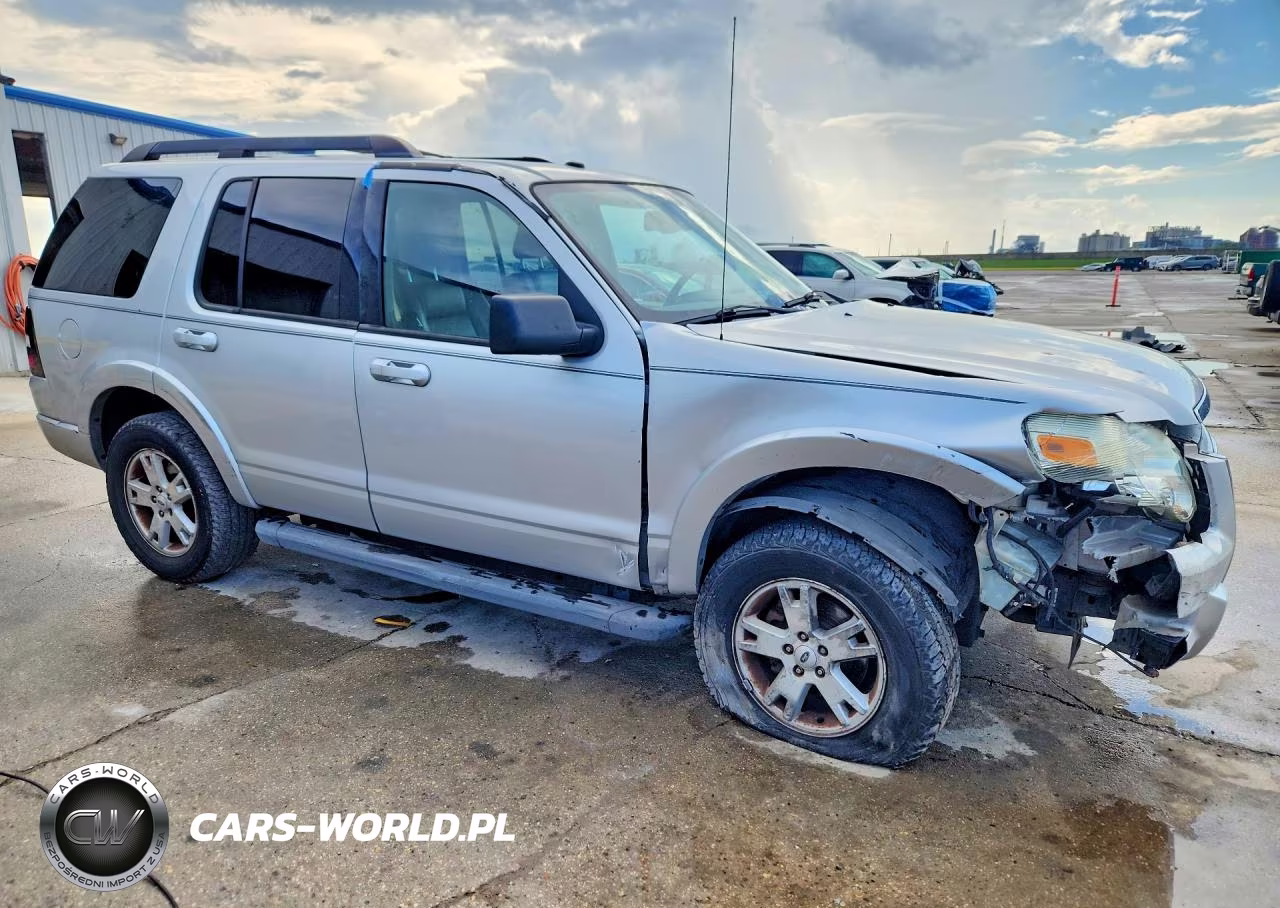 2010 Ford Explorer Xlt VIN:1FMEU6DE9AUA69021 - 4