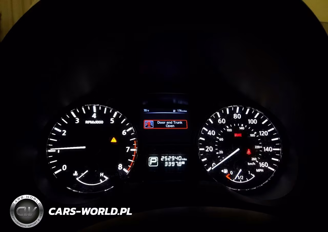 2015 Nissan Altima 2.5 S VIN:1N4AL3AP8FN342273 - 9