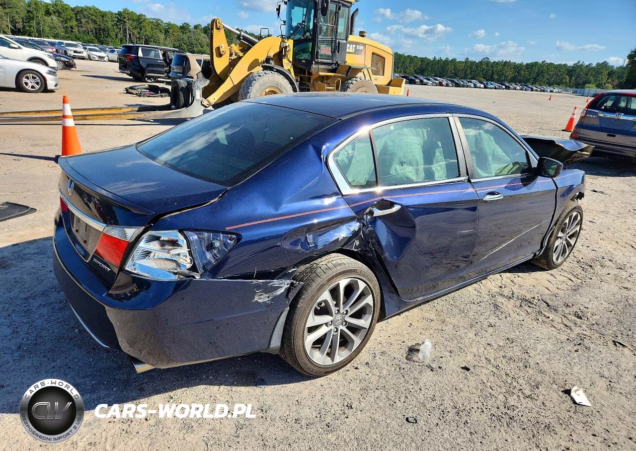 2015 Honda Accord Sport VIN:1HGCR2F57FA010515 - 3
