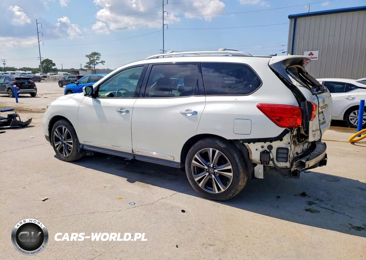2017 Nissan Pathfinder Platinum VIN:5N1DR2MN1HC625120 - 2