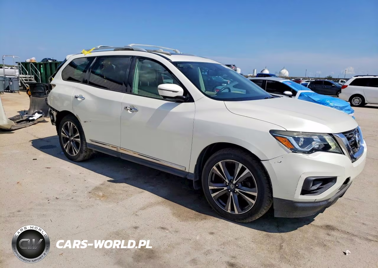 2017 Nissan Pathfinder Platinum VIN:5N1DR2MN1HC625120 - 4