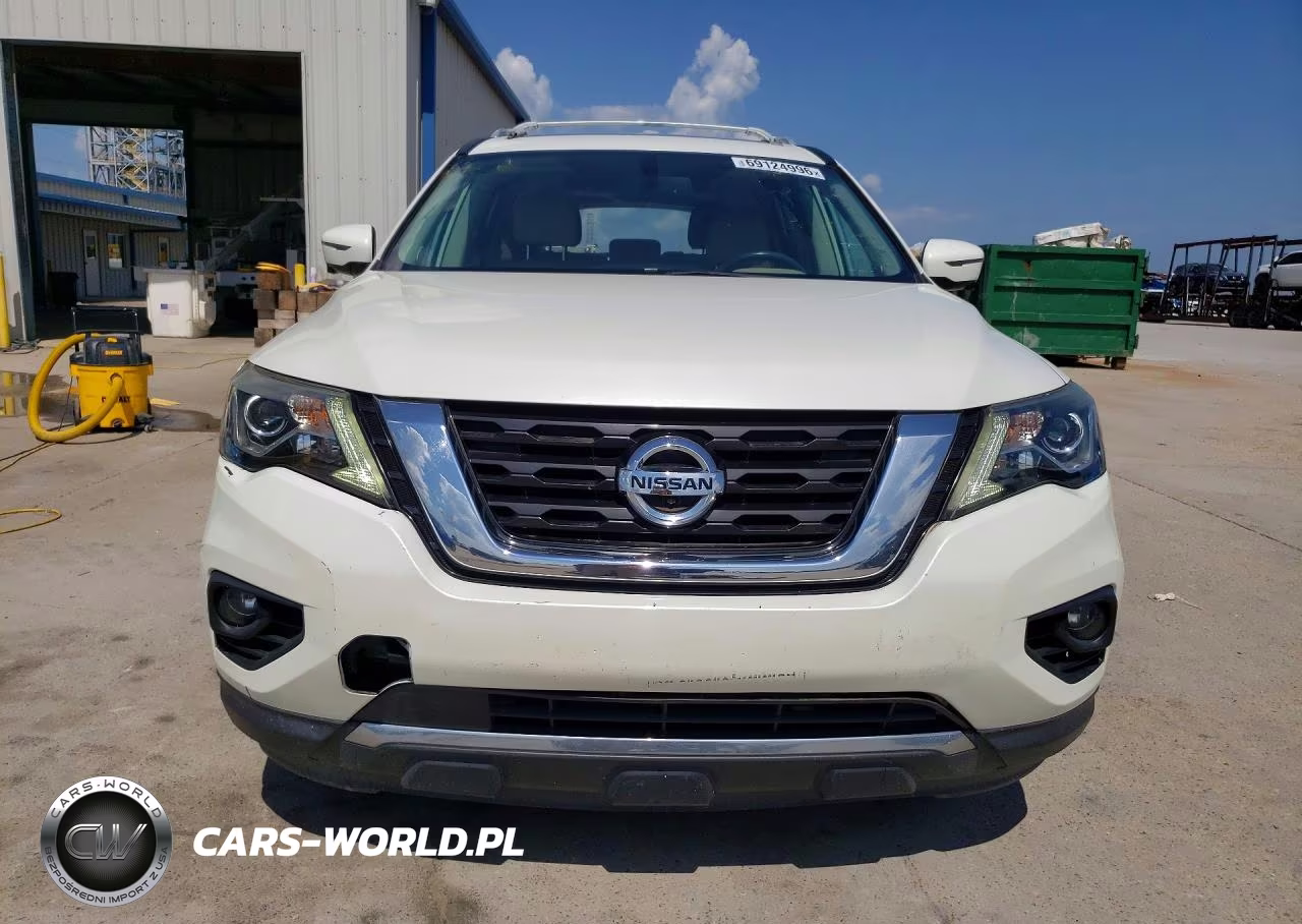 2017 Nissan Pathfinder Platinum VIN:5N1DR2MN1HC625120 - 5