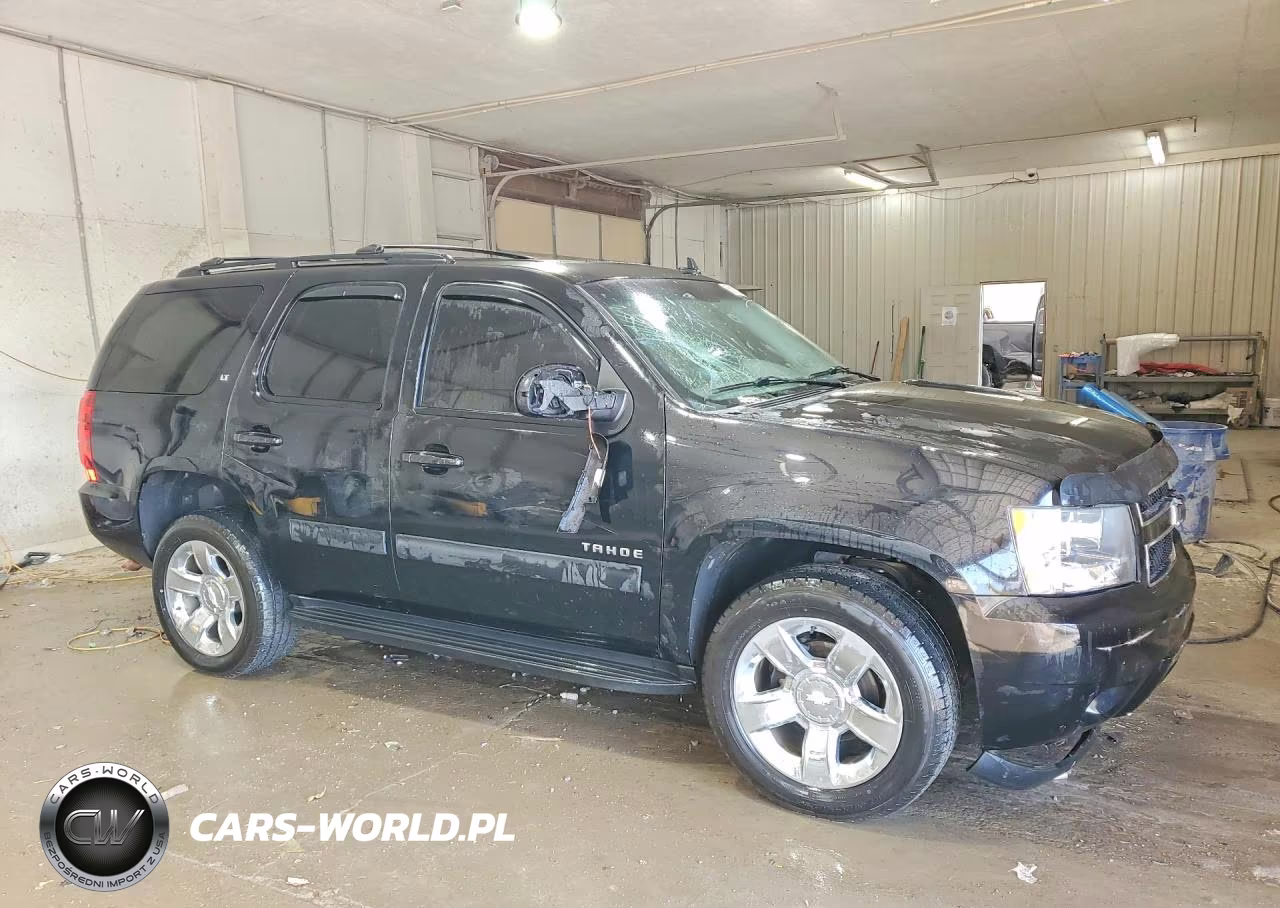 2014 Chevrolet Tahoe K1500 Lt VIN:1GNSKBE04ER210490 - 4