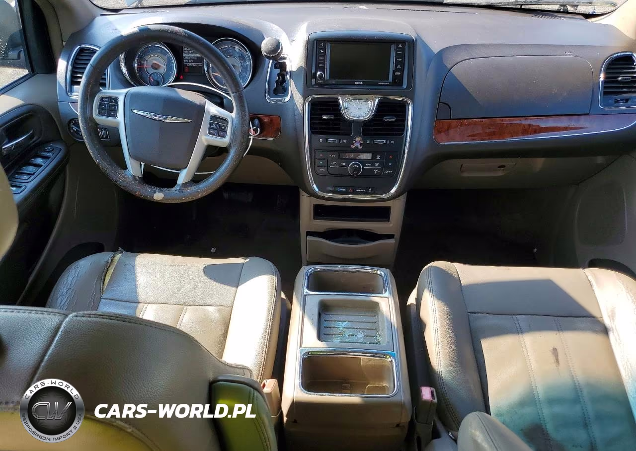 2015 Chrysler Town & Country Touring VIN:2C4RC1BG2FR654348 - 8