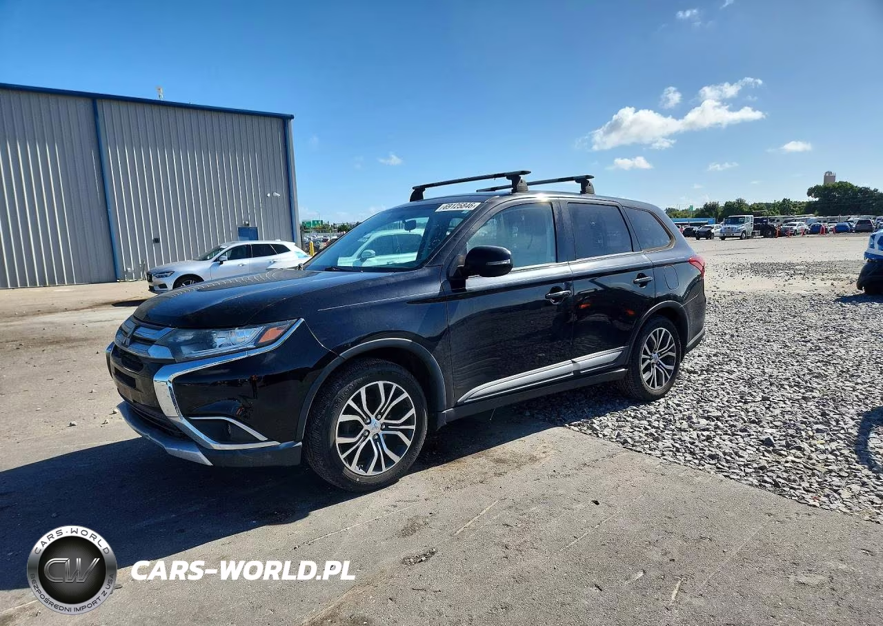 2017 Mitsubishi Outlander Se – zdjęcie 1 z 13