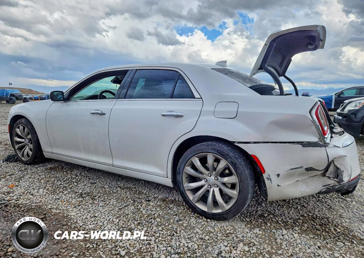 2019 Chrysler 300 Limited VIN:2C3CCAEG4KH564611 - 2