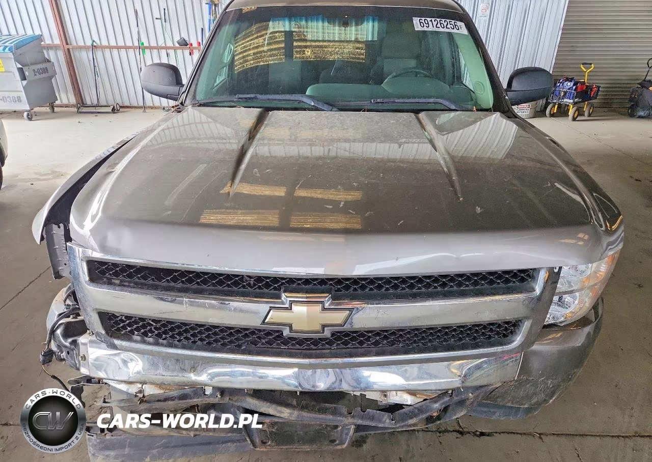 2007 Chevrolet Silverado C1500 VIN:2GCEC19CX71621440 - 11