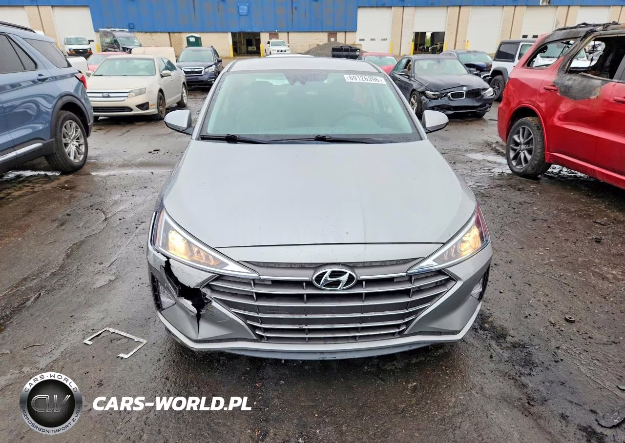 2020 Hyundai Elantra Sel VIN:5NPD84LF1LH562255 - 5