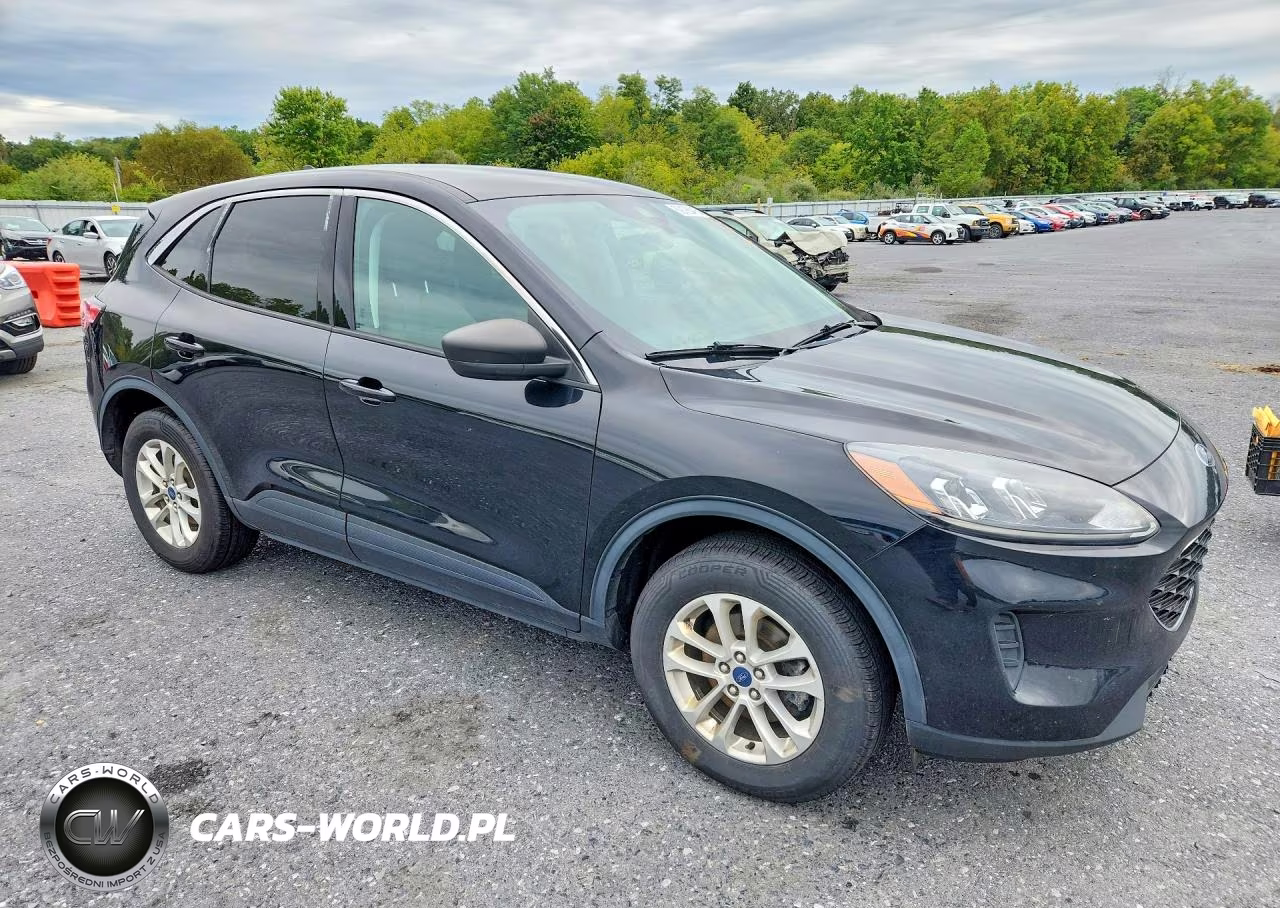 2022 Ford Escape Se VIN:1FMCU9G60NUB83038 - 4