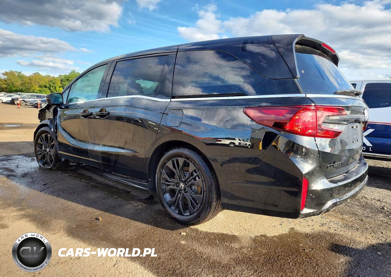 2026 Honda Odyssey Sport-L VIN:5FNRL6H70TB073703 - 2