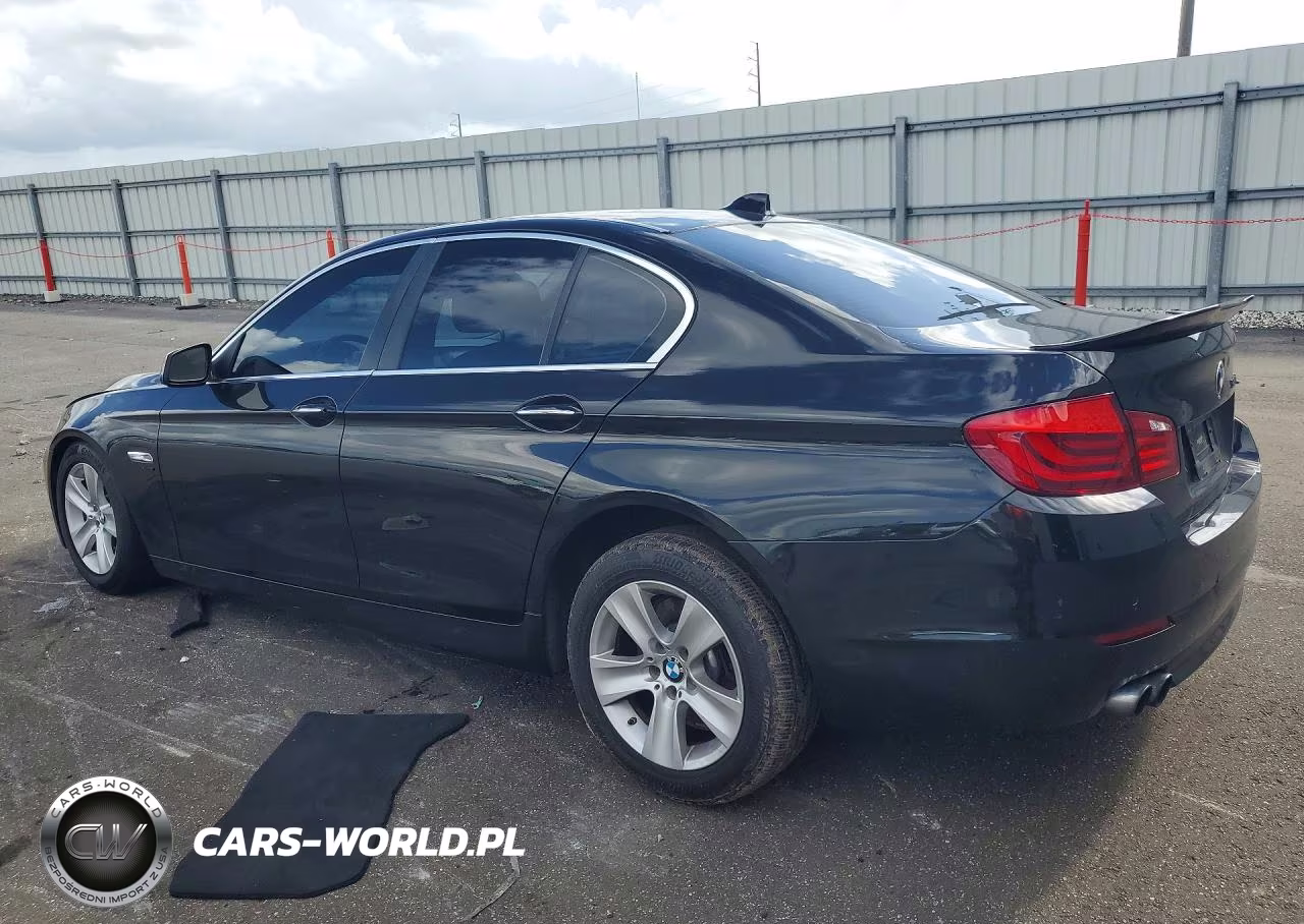 2012 BMW 528 Xi VIN:WBAXH5C53CDW05202 - 2