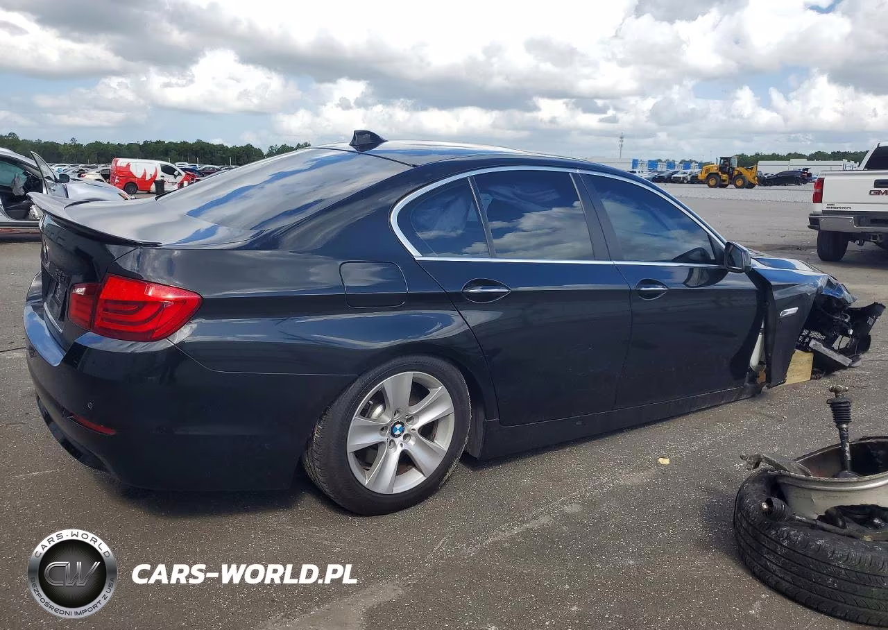 2012 BMW 528 Xi VIN:WBAXH5C53CDW05202 - 3