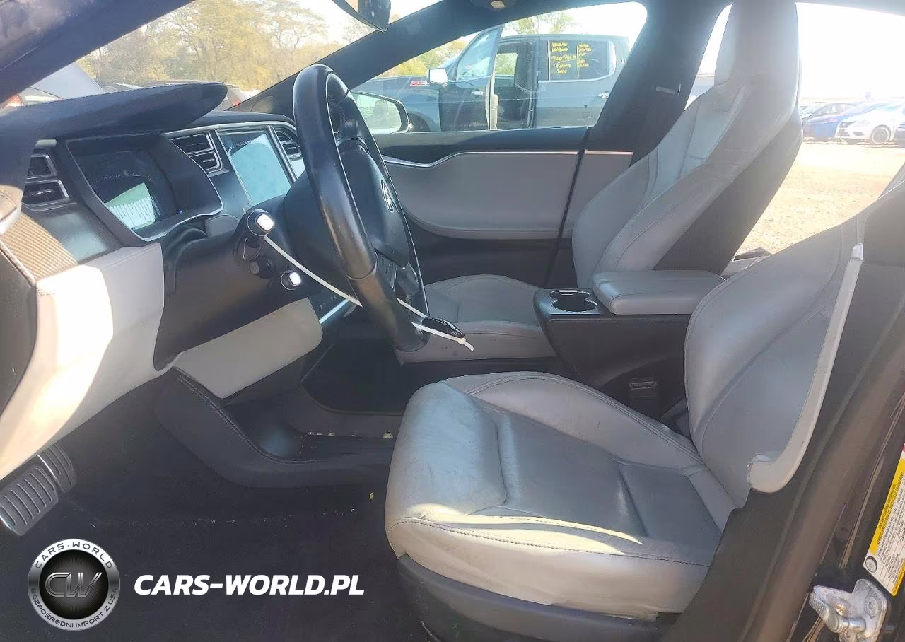2014 Tesla Model S VIN:5YJSA1H26EFP63263 - 7