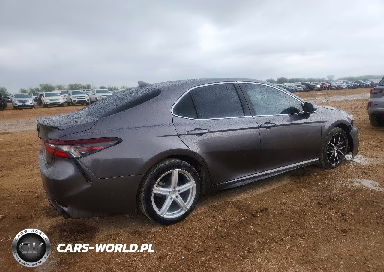 2023 Toyota Camry Se VIN:4T1T11AK1PU756323 - 3