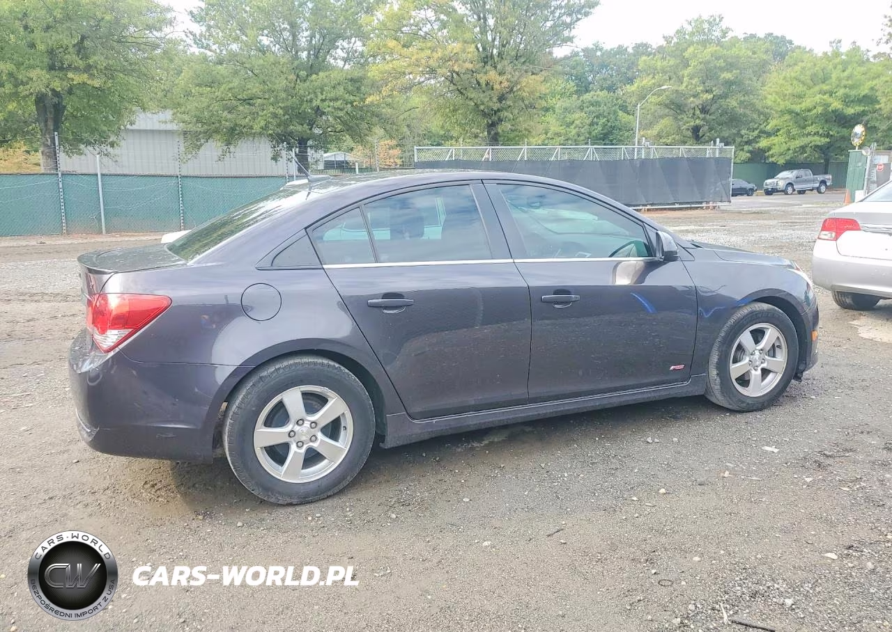 2014 Chevrolet Cruze Lt VIN:1G1PC5SB0E7259113 - 3