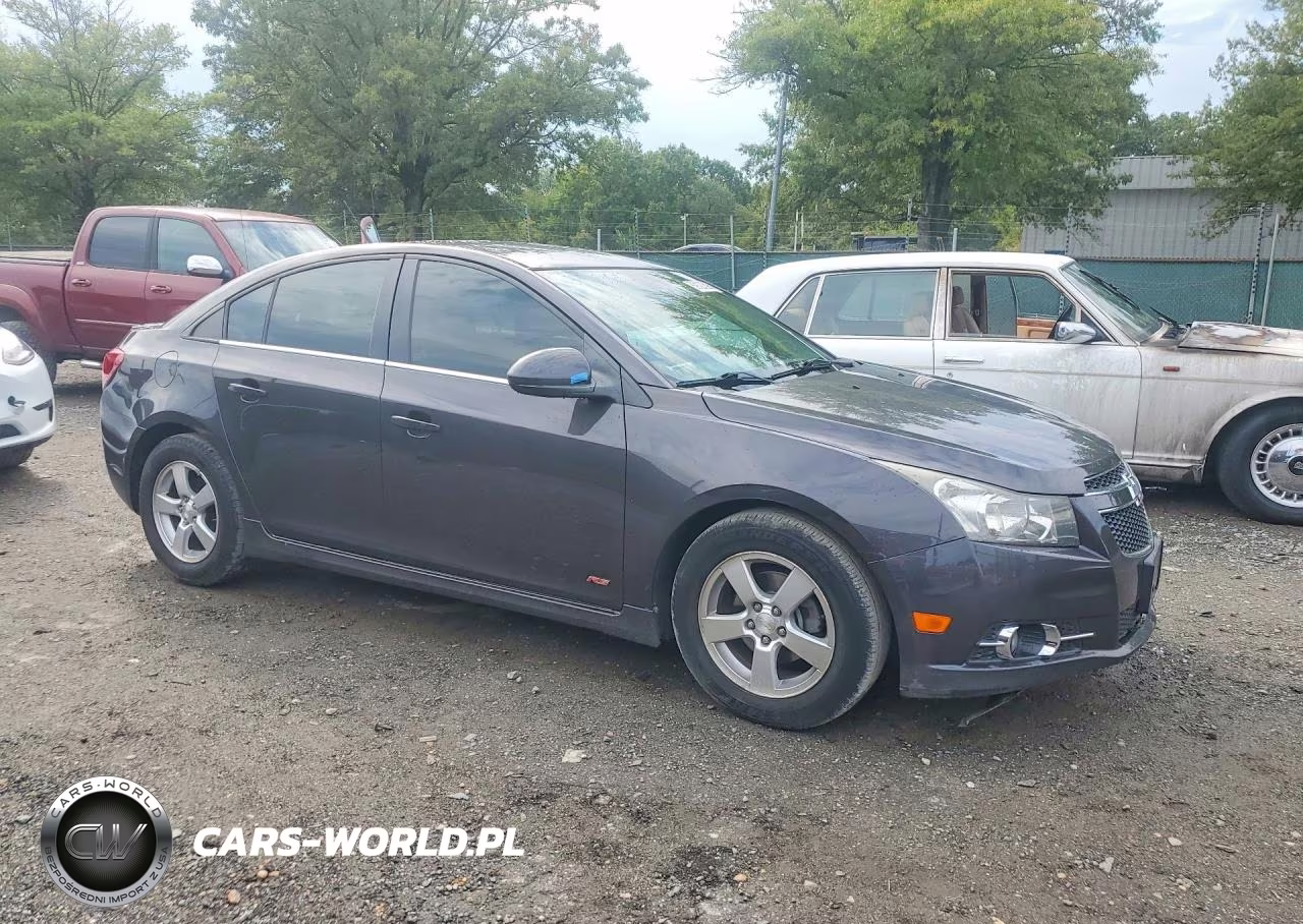 2014 Chevrolet Cruze Lt VIN:1G1PC5SB0E7259113 - 4