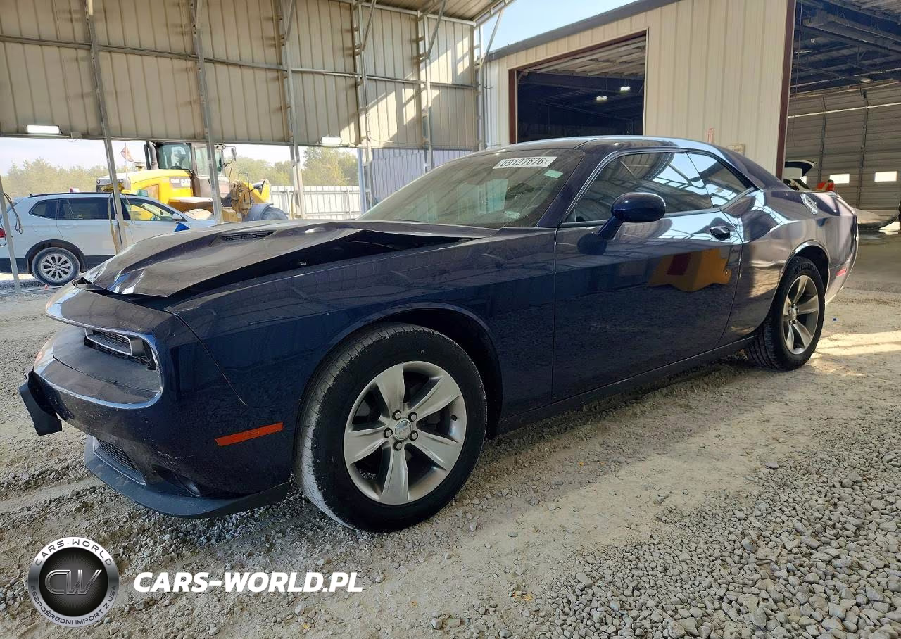 2016 Dodge Challenger Sxt