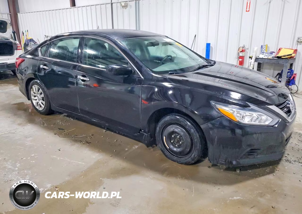 2017 Nissan Altima 2.5 S VIN:1N4AL3AP7HC494706 - 4