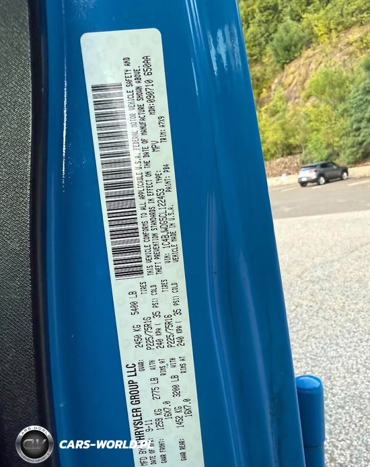 2012 Jeep Wrangler Unlimited Sport VIN:1C4BJWDG5CL122453 - 10