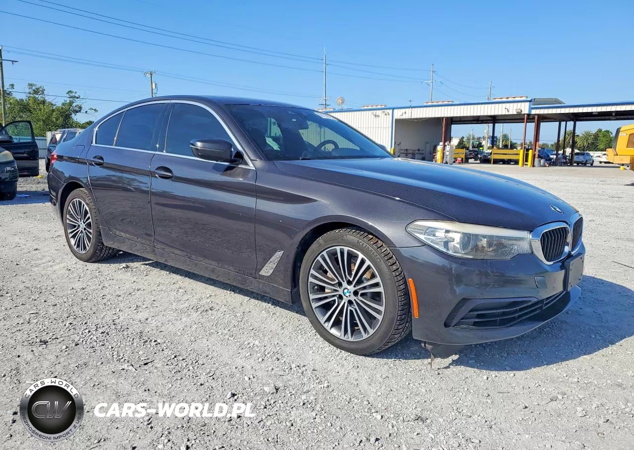 2020 BMW 530 Xi VIN:WBAJR7C07LWW65068 - 4