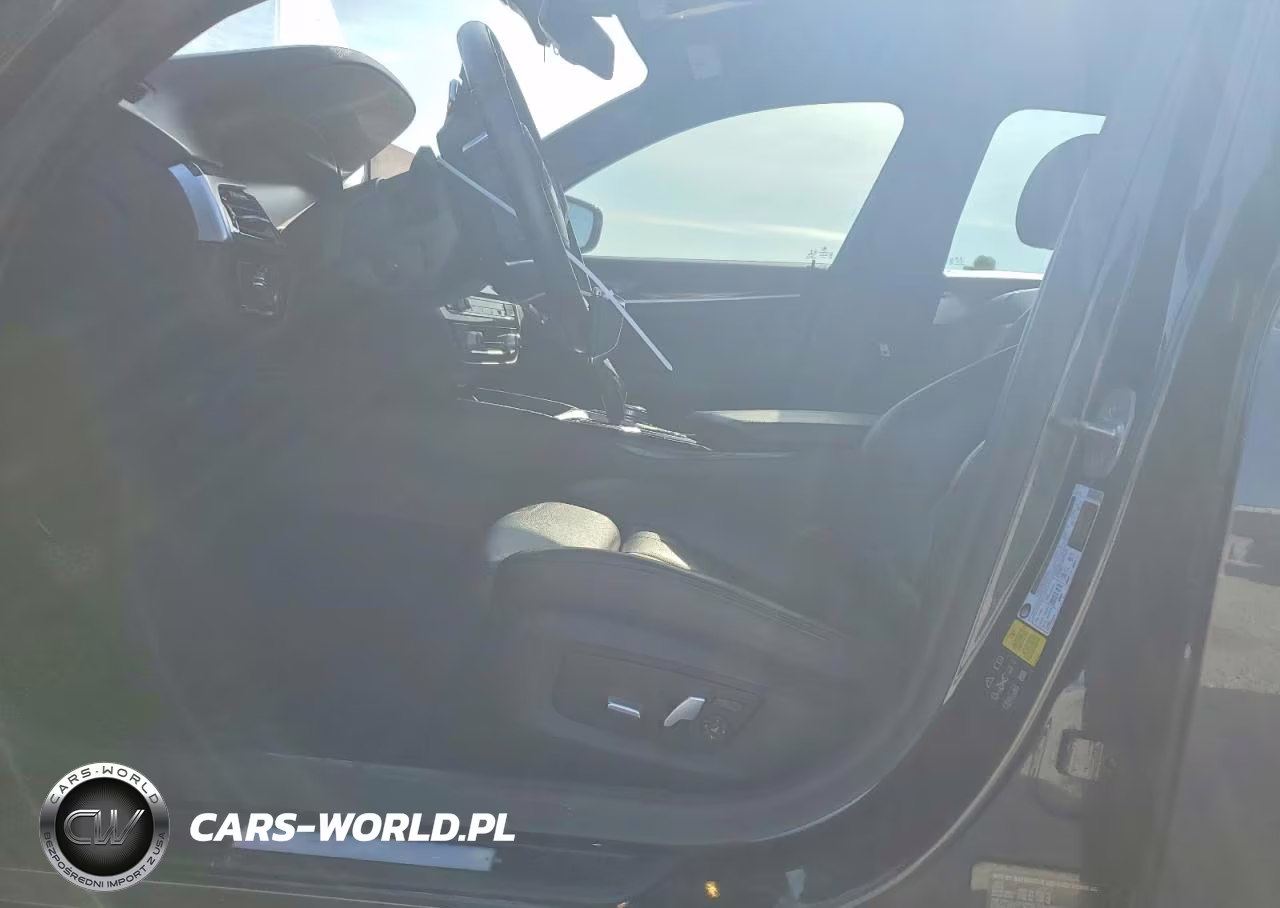 2020 BMW 530 Xi VIN:WBAJR7C07LWW65068 - 7