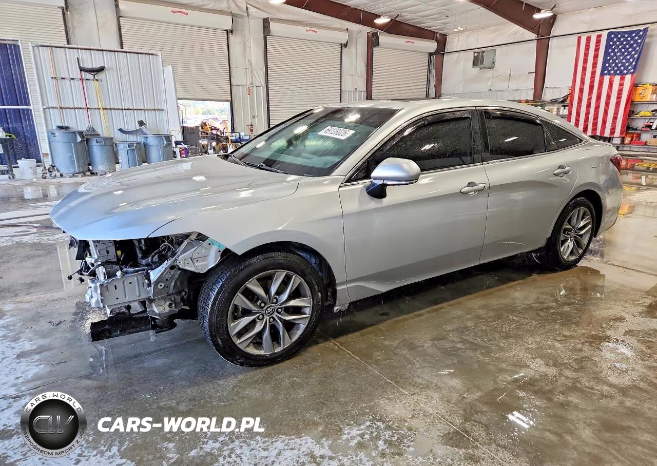 2020 Toyota Avalon Xle