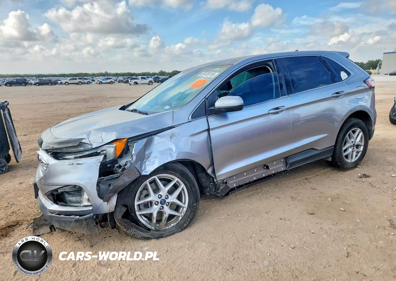 2022 Ford Edge Sel