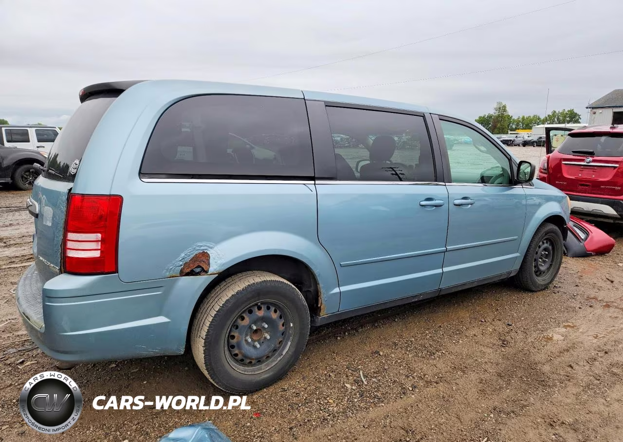 2009 Chrysler Town & Country Lx VIN:2A8HR44E39R573590 - 3