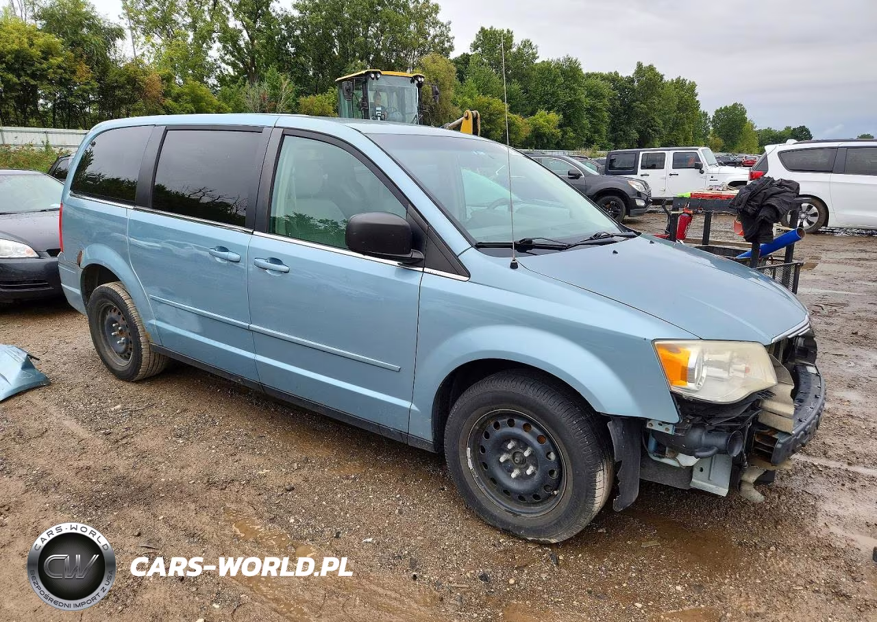 2009 Chrysler Town & Country Lx VIN:2A8HR44E39R573590 - 4