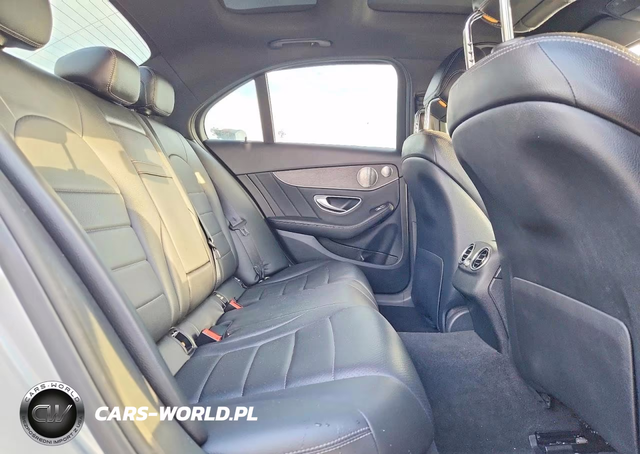 2019 Mercedes-Benz C 300 4Matic VIN:55SWF8EB7KU297028 - 10