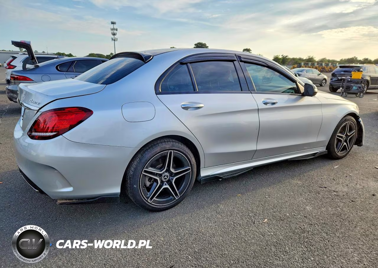 2019 Mercedes-Benz C 300 4Matic VIN:55SWF8EB7KU297028 - 3