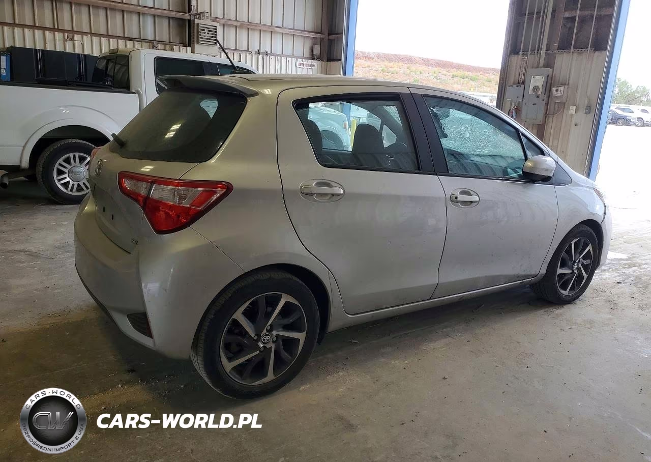 2018 Toyota Yaris 5-Door Se VIN:VNKKTUD33JA096480 - 3