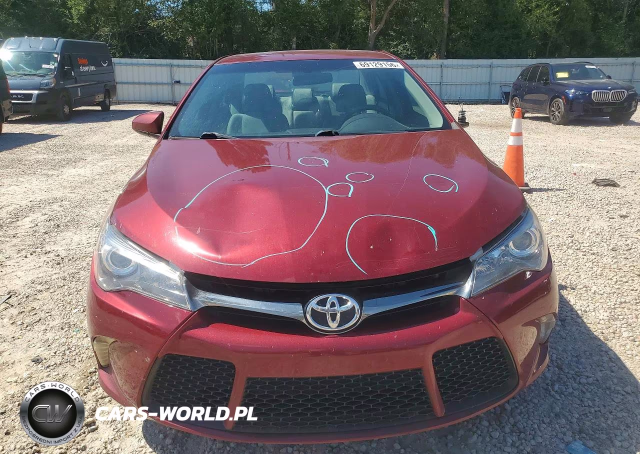 2016 Toyota Camry Se VIN:4T1BF1FK2GU540776 - 5