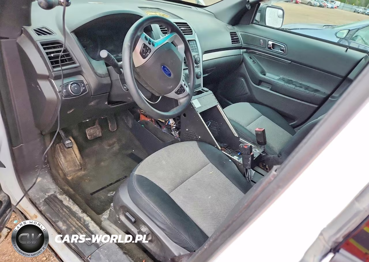2014 Ford Explorer Police Interceptor VIN:1FM5K8AR5EGA70714 - 8