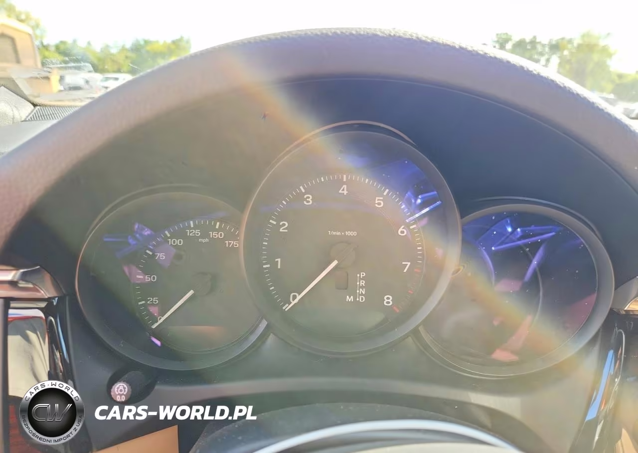 2025 Porsche Macan Base VIN:WP1AA2A50SLB15009 - 9