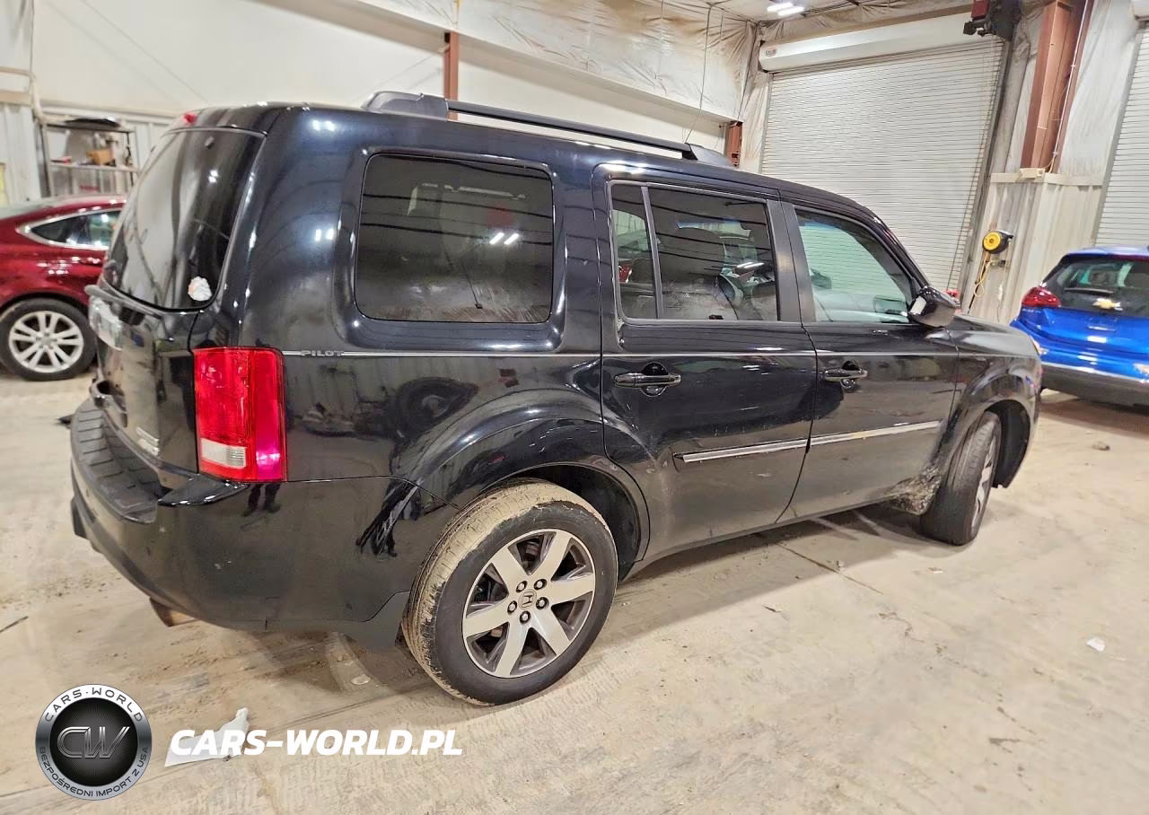 2013 Honda Pilot Touring VIN:5FNYF4H96DB022880 - 3