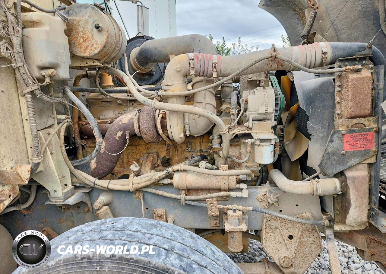 1993 International 9000 9400 VIN:2HSFHJ2R1PC065664 - 10
