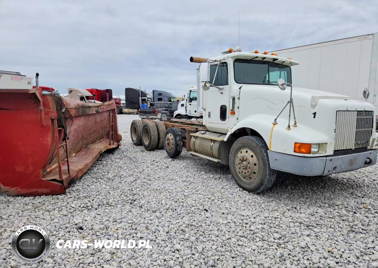 1993 International 9000 9400 VIN:2HSFHJ2R1PC065664 - 4