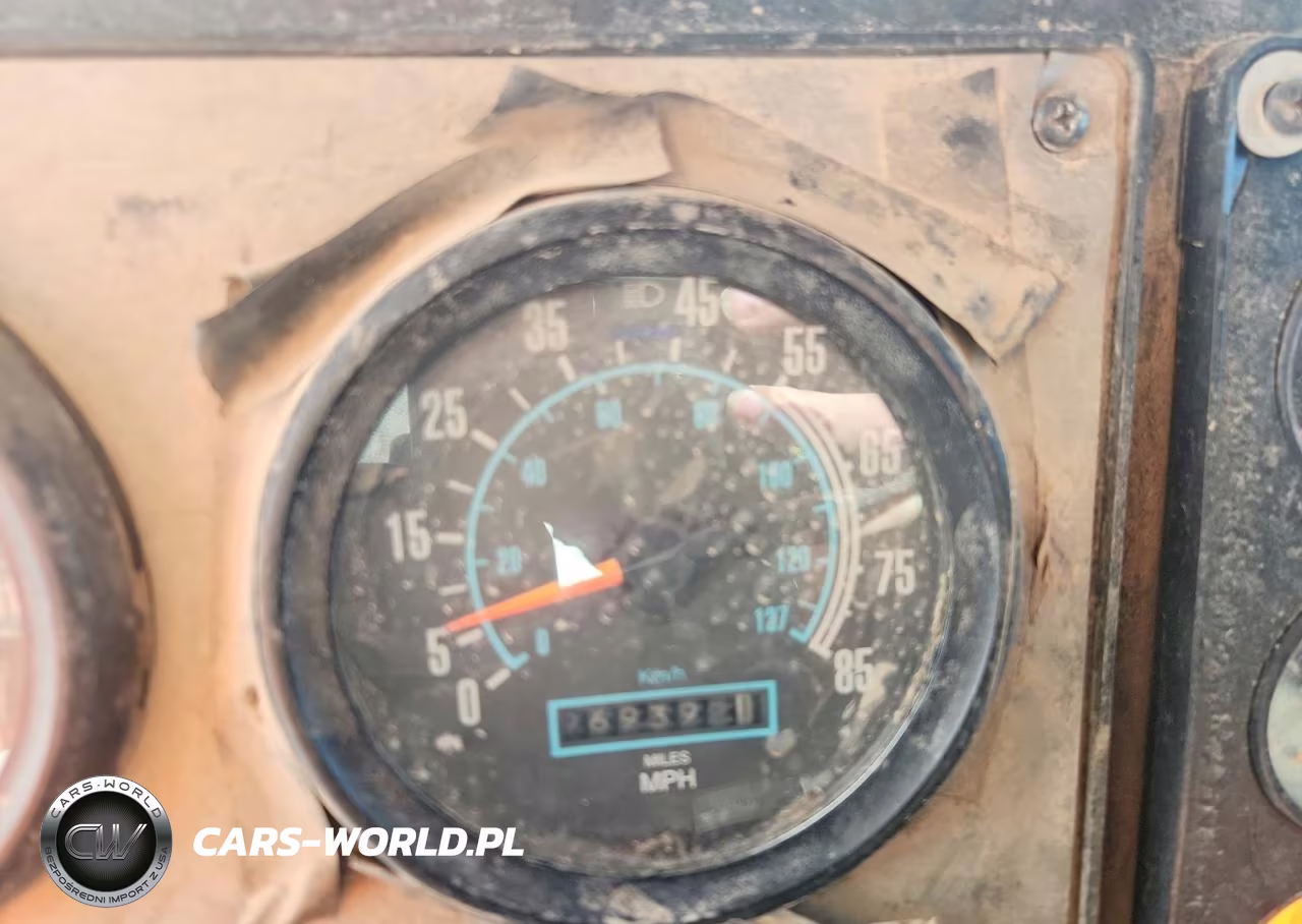 1993 International 9000 9400 VIN:2HSFHJ2R1PC065664 - 9