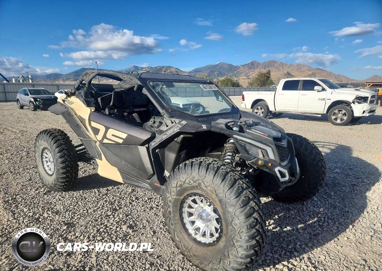 2021 Can-Am Maverick X3 Utility Vehicle VIN:3JBVGAW41MK001029 - 1