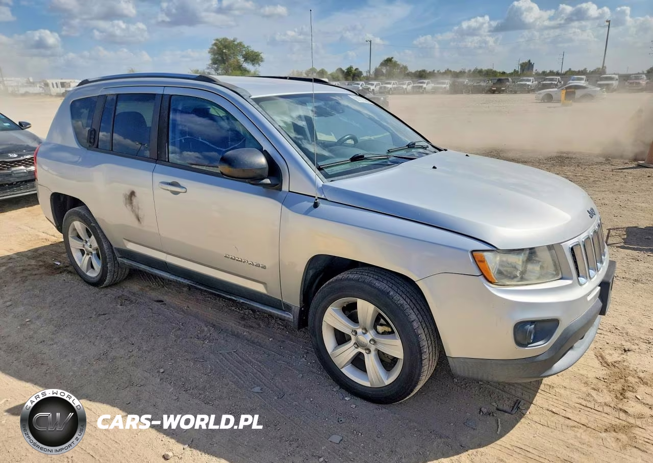 2012 Jeep Compass Sport VIN:1C4NJCBA0CD723919 - 4