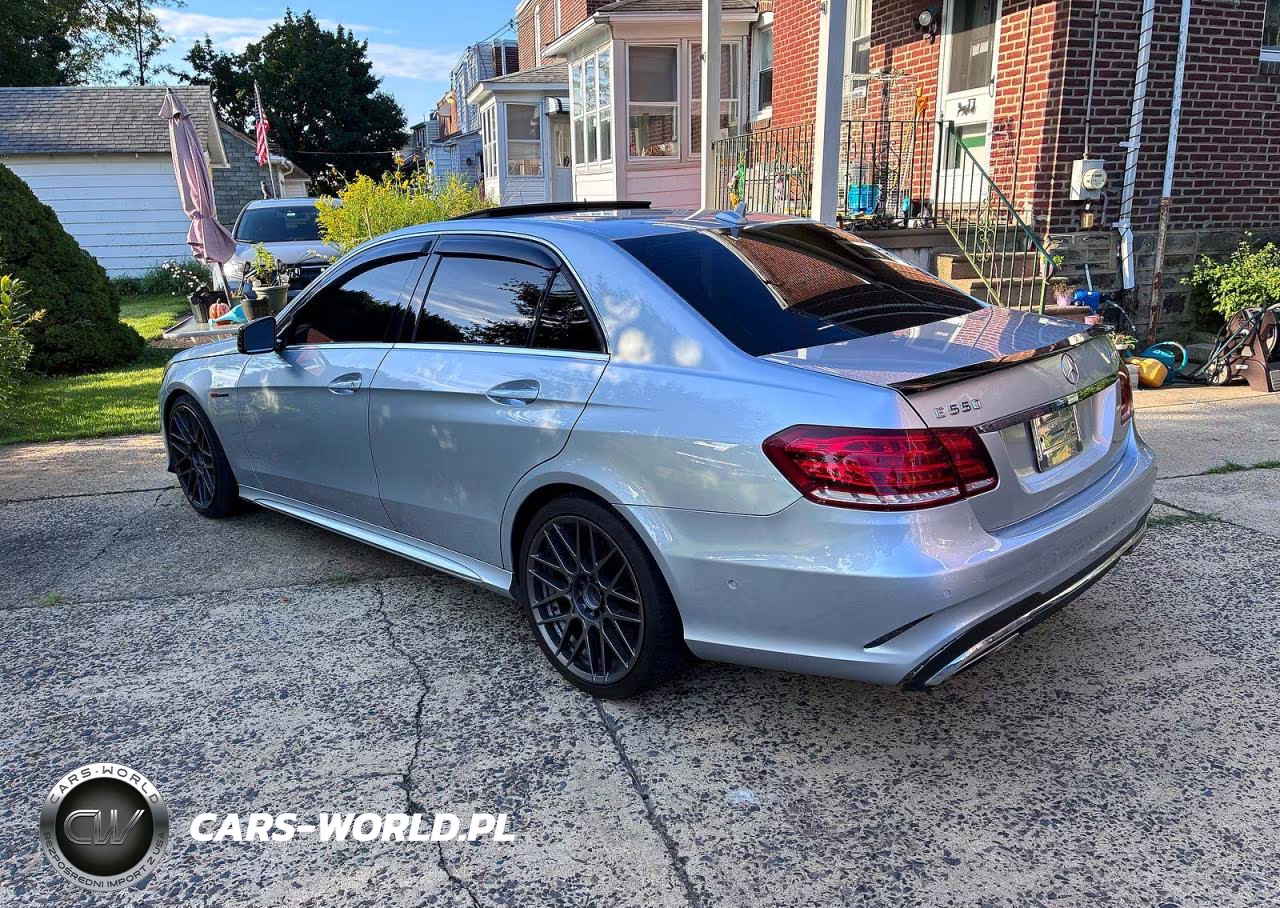2014 Mercedes-Benz E 550 4Matic VIN:WDDHF9BB4EA911153 - 3