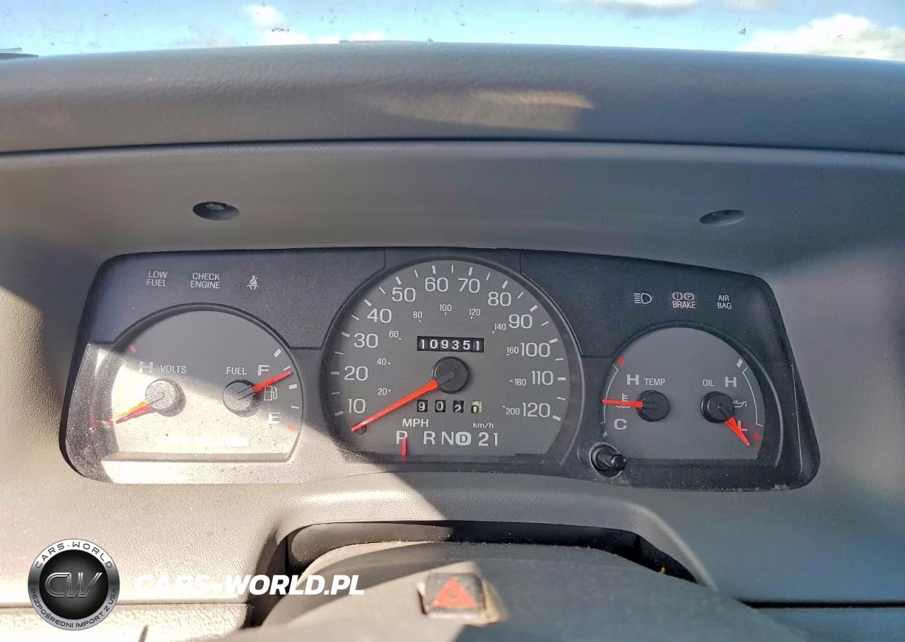 2005 Mercury Grand Marquis Gs VIN:2MEFM74W75X629252 - 9