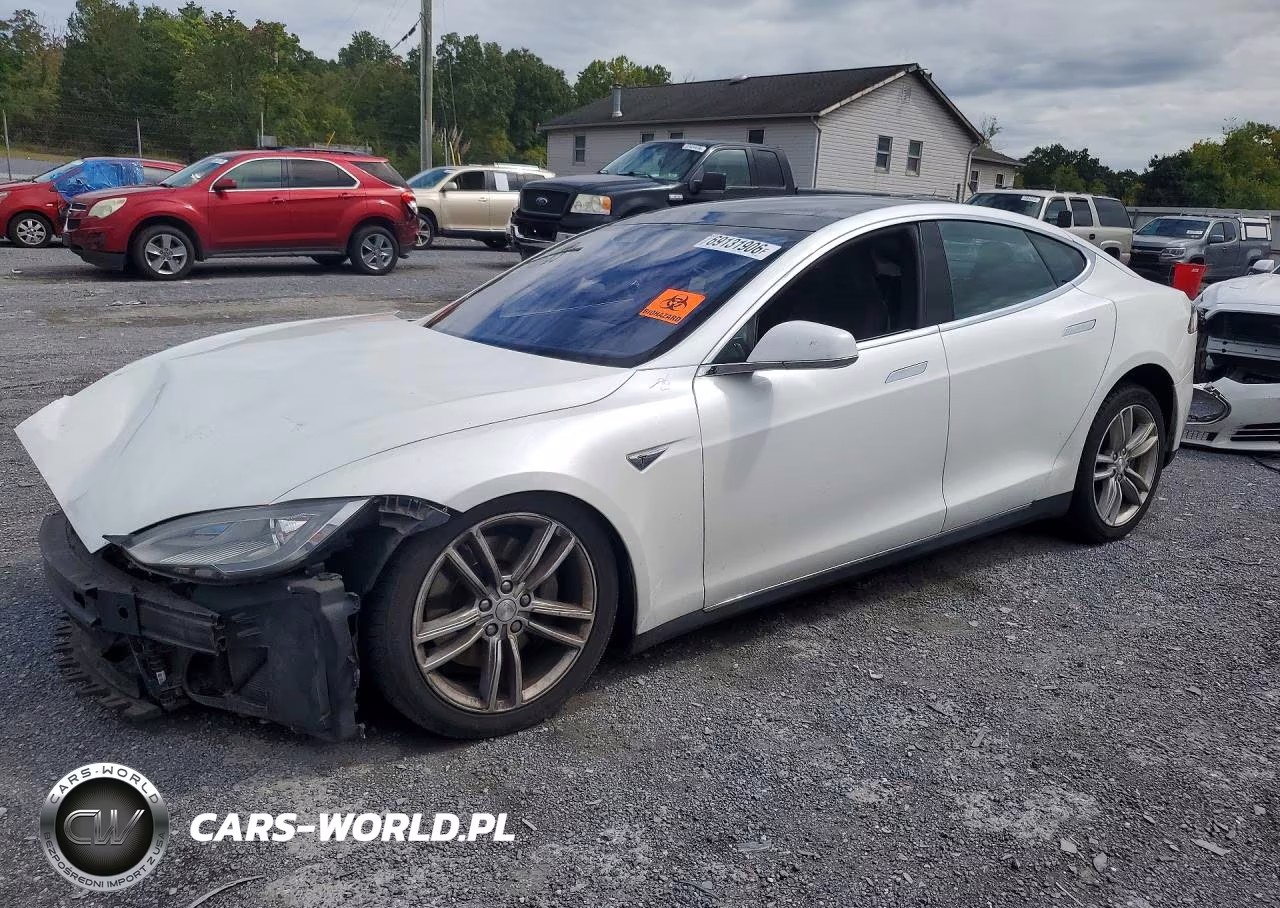 2015 Tesla Model S