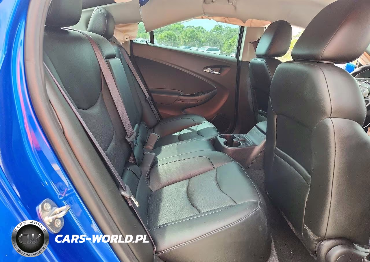 2017 Chevrolet Volt Premier VIN:1G1RB6S54HU107904 - 10