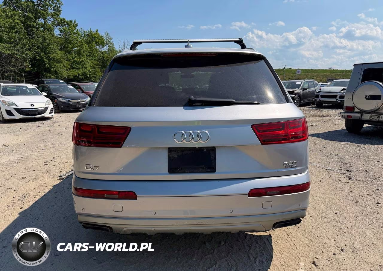 2018 Audi Q7 Premium Plus VIN:WA1LAAF74JD004268 - 12