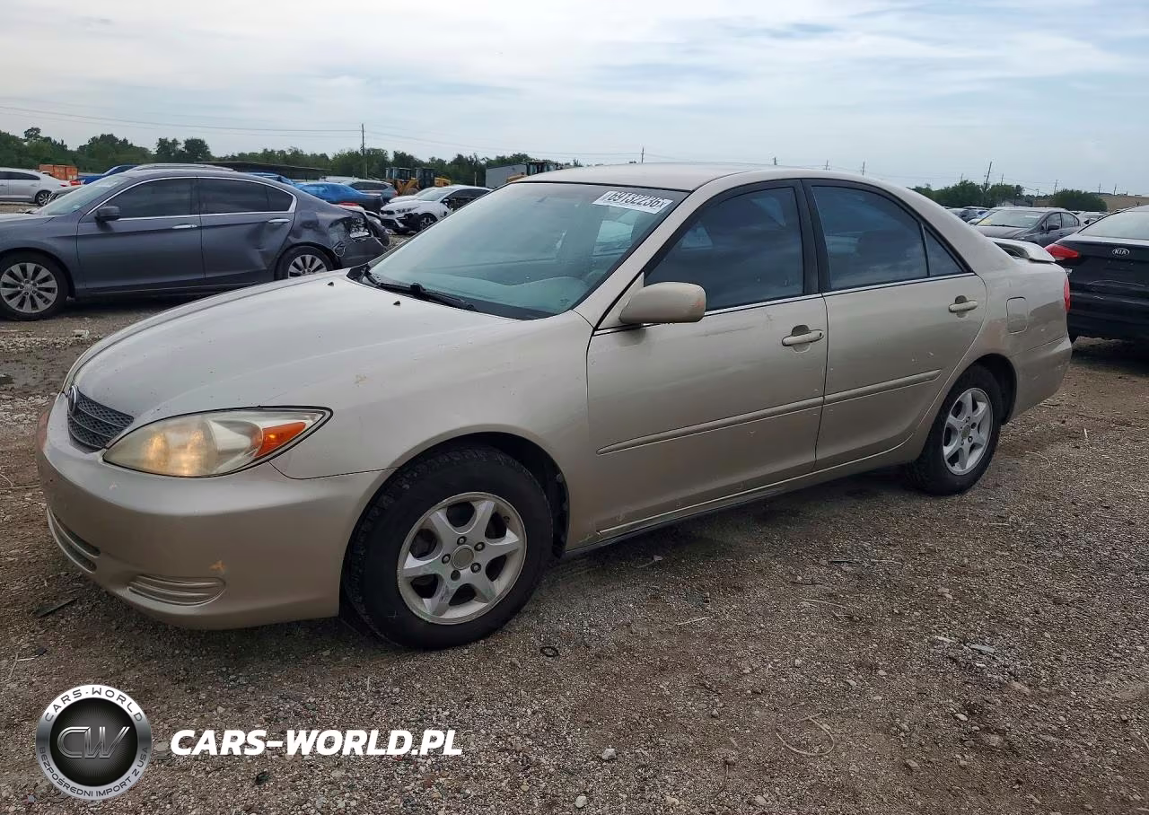 2004 Toyota Camry Le